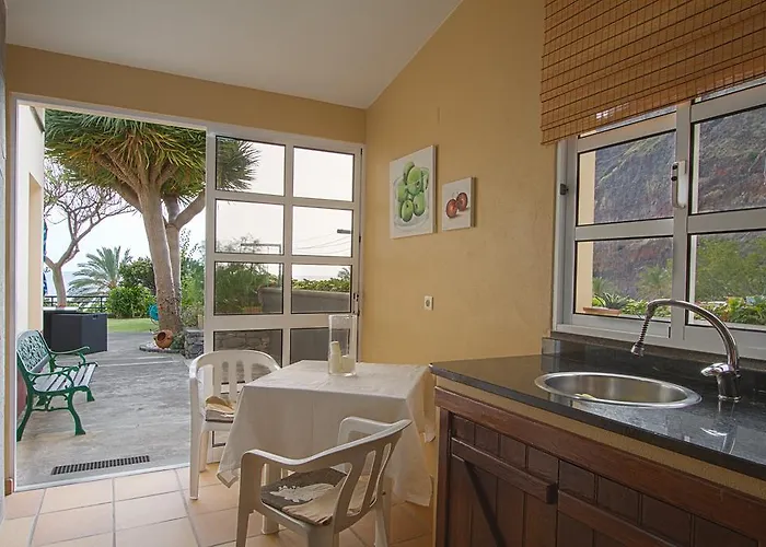 Sunset Sea Breeze 4* Madalena do Mar