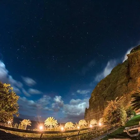 Pensionat Sunset Sea Breeze 4*